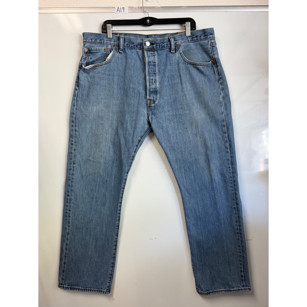 Levis 501 Original Fit Jeans Mens 40x30 Medium Wash Blue Cotton Denim Flawed